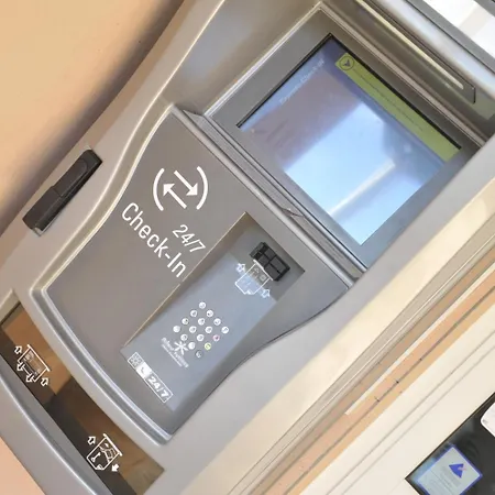 Hotel Brit Essentiel