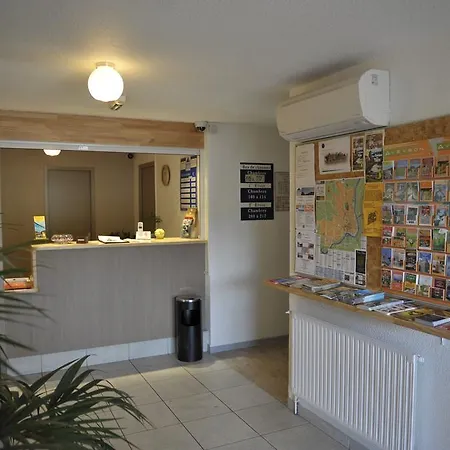 Hotel Brit Essentiel 2*