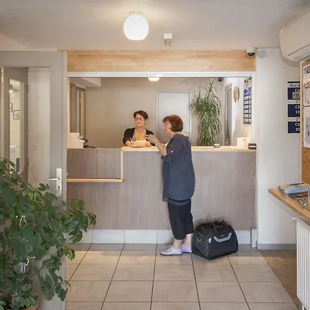 Hotel Brit Essentiel 2*